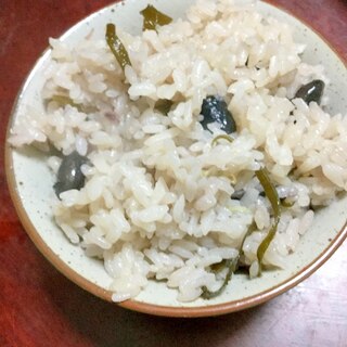 黒豆とシラスの炊き込みご飯【今日の献立】